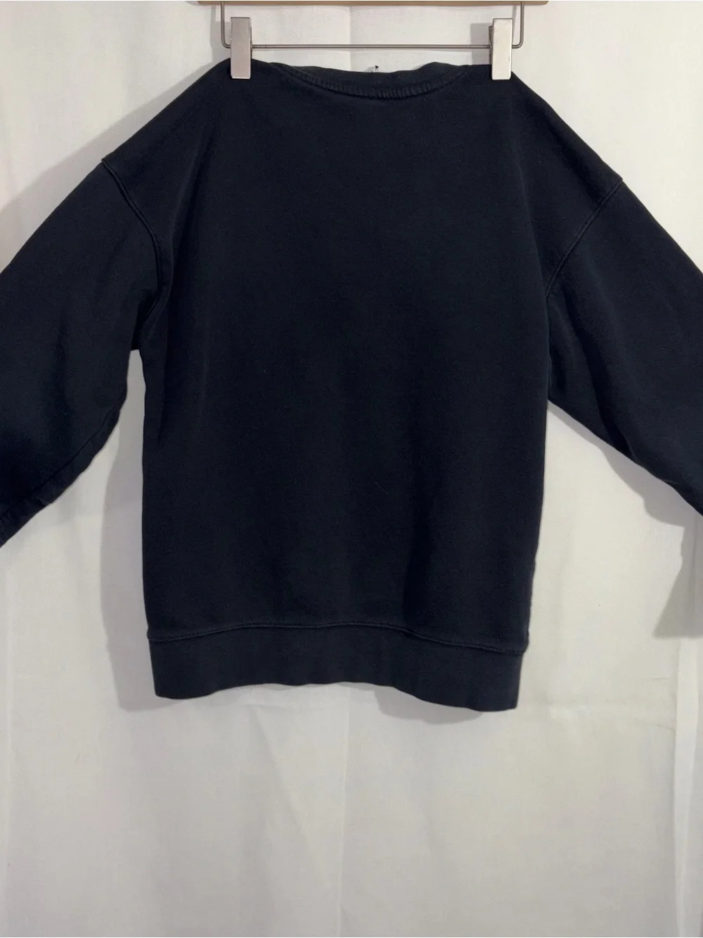 Nike Black Crewneck Sweatshirt Embroidered Swoosh Size M